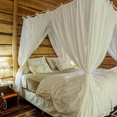 Yucuma Lodge 埃尔索韦维奥 外观 照片